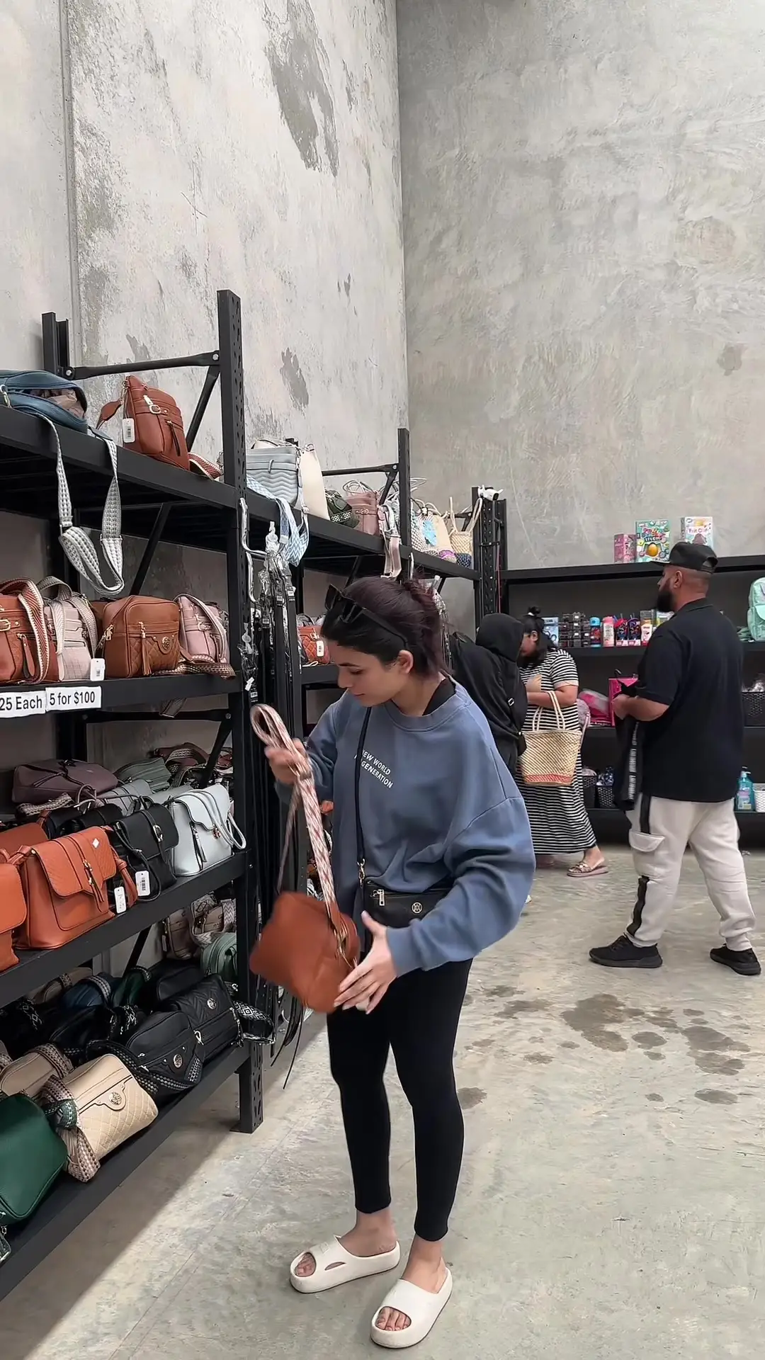 Tiktok post preview 2 from @fatima.javaid09