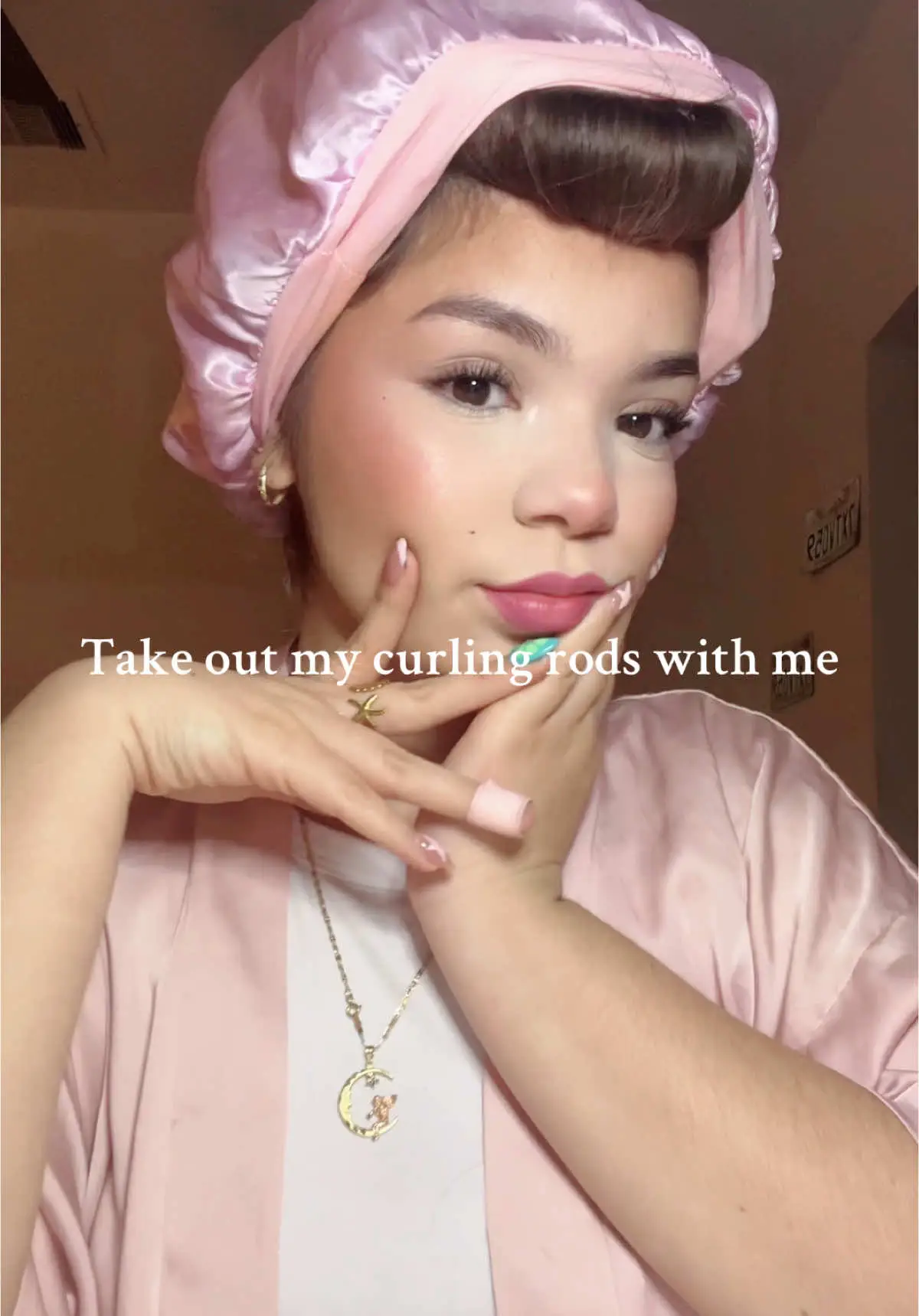 Tiktok post preview 2 from @val3.r1aaa