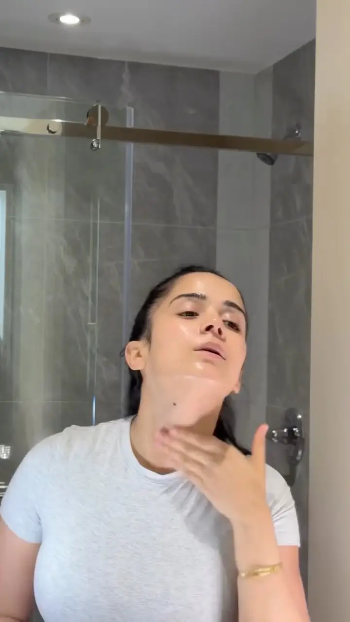 Instagram post preview 1 from riasharma784