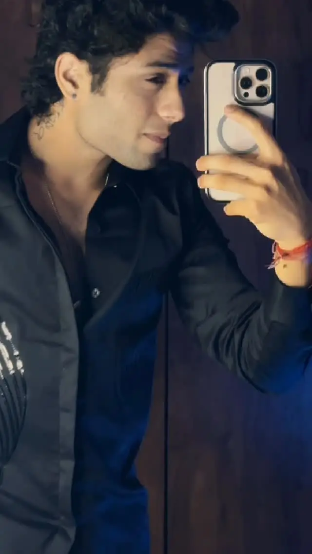 Instagram post preview 2 from krish_rc_16