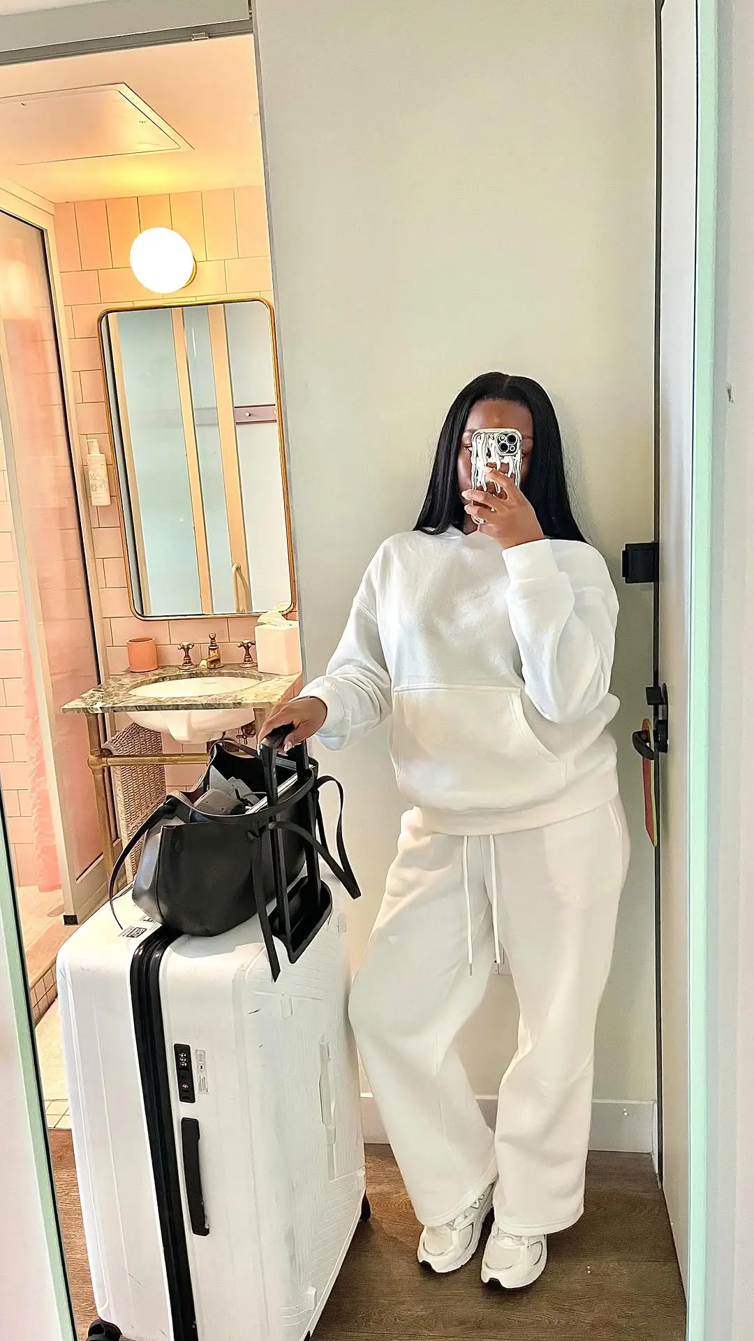 Instagram post preview 3 from lilyansaneh