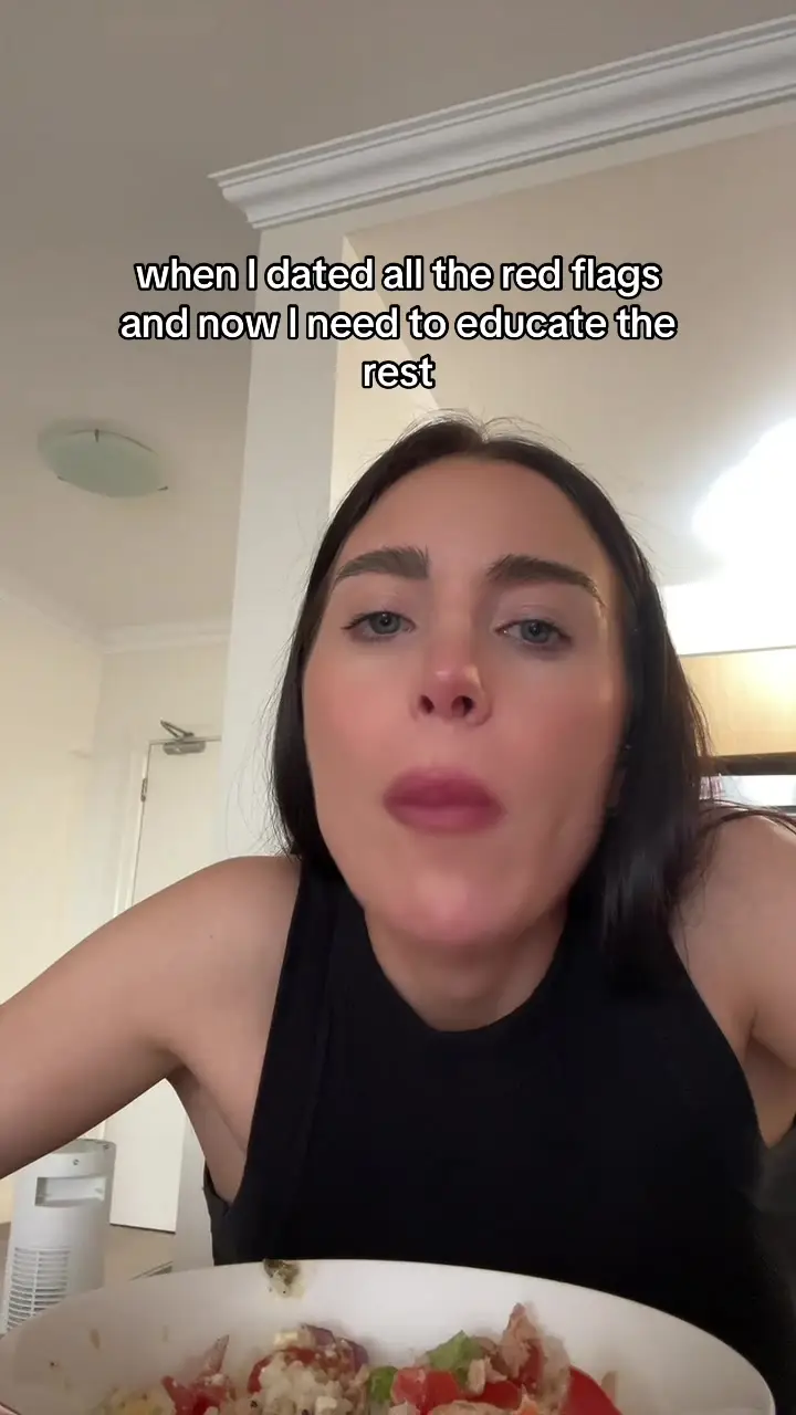 Tiktok post preview 3 from @tyannadeassis