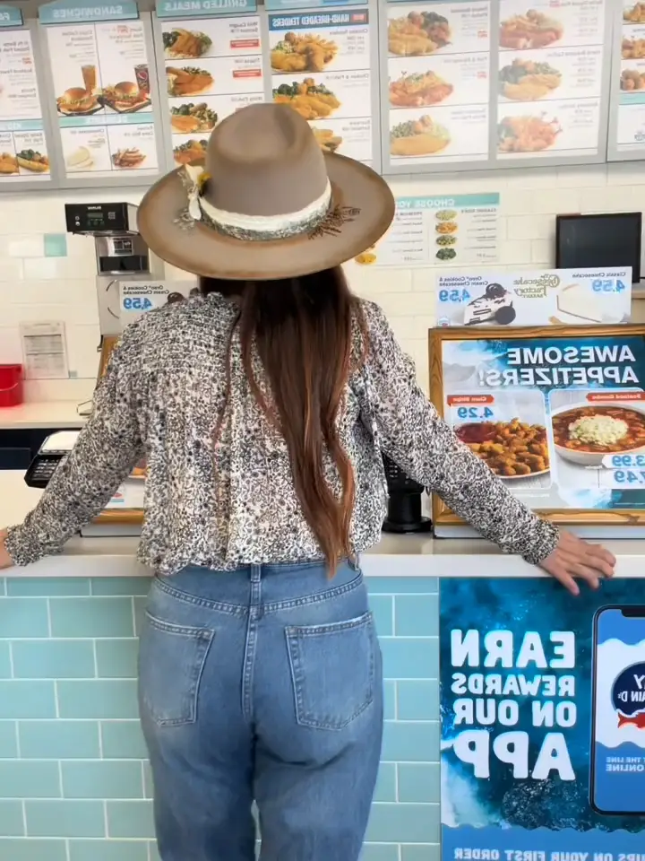Tiktok post preview 2 from @nikitakarmen