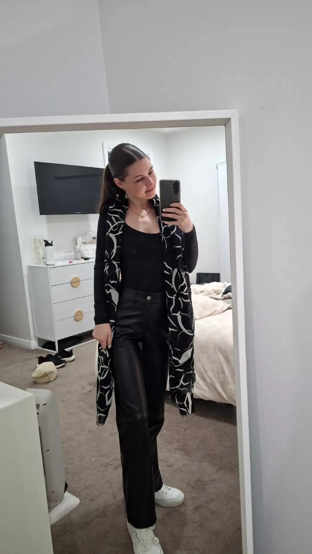 Tiktok post preview 3 from @bellajade06