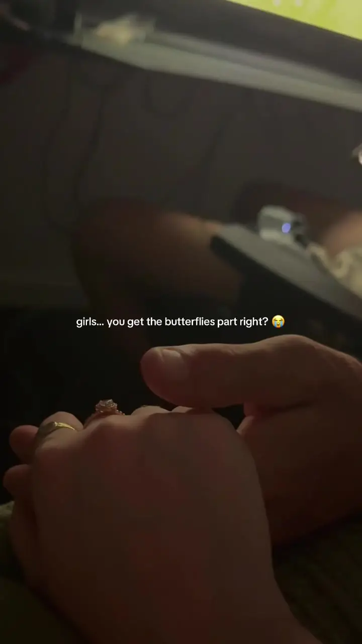 Tiktok post preview 2 from @chloemckenzie29