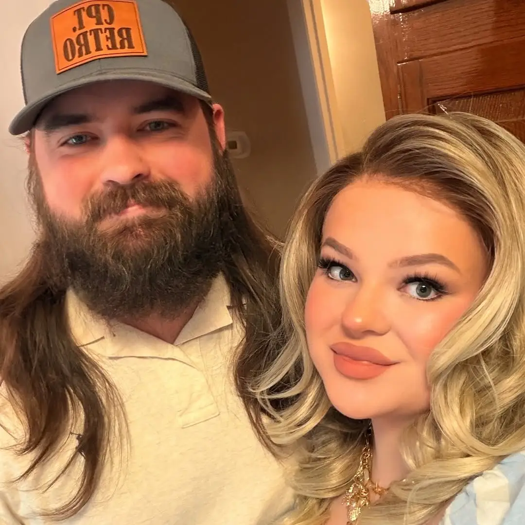 Instagram post preview 3 from haileyhoustonholt
