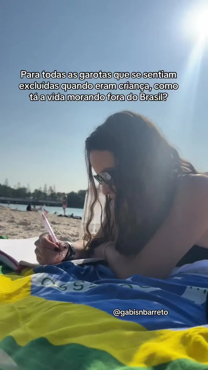 Tiktok post preview 2 from @gabinsbarreto