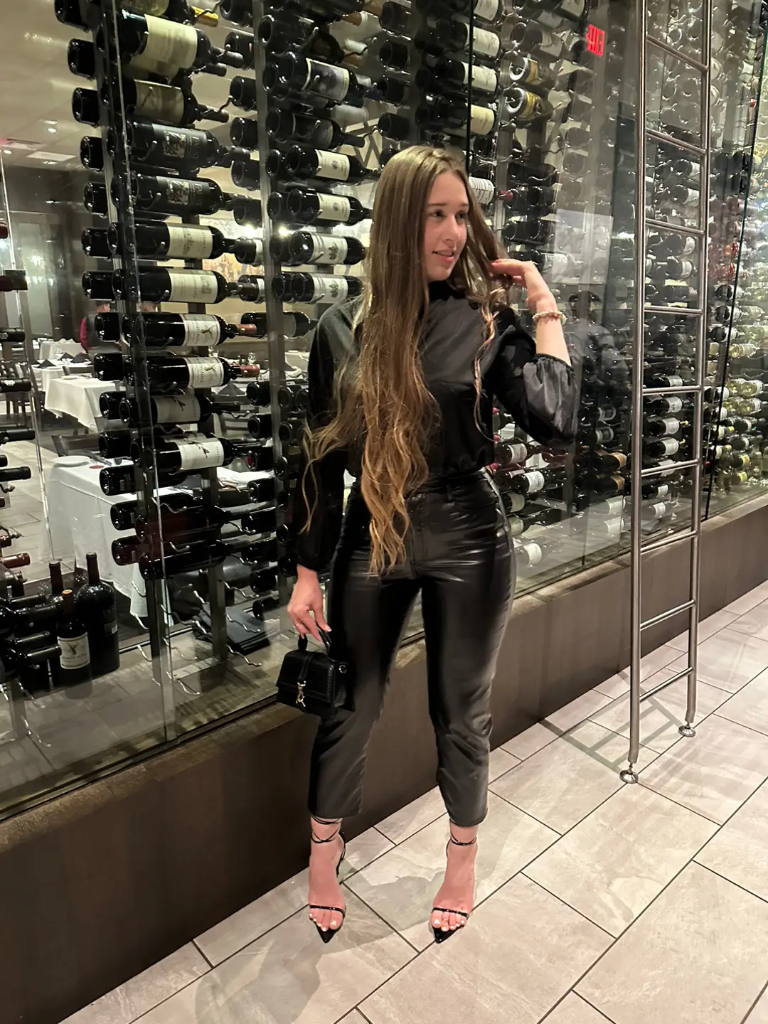 Tiktok post preview 3 from @malenamarrero1