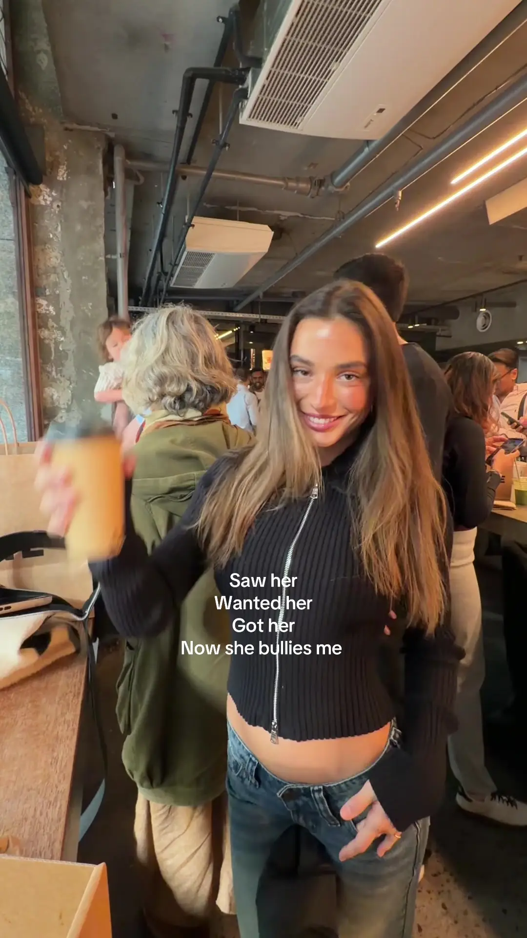 Tiktok post preview 3 from @tessa_bona