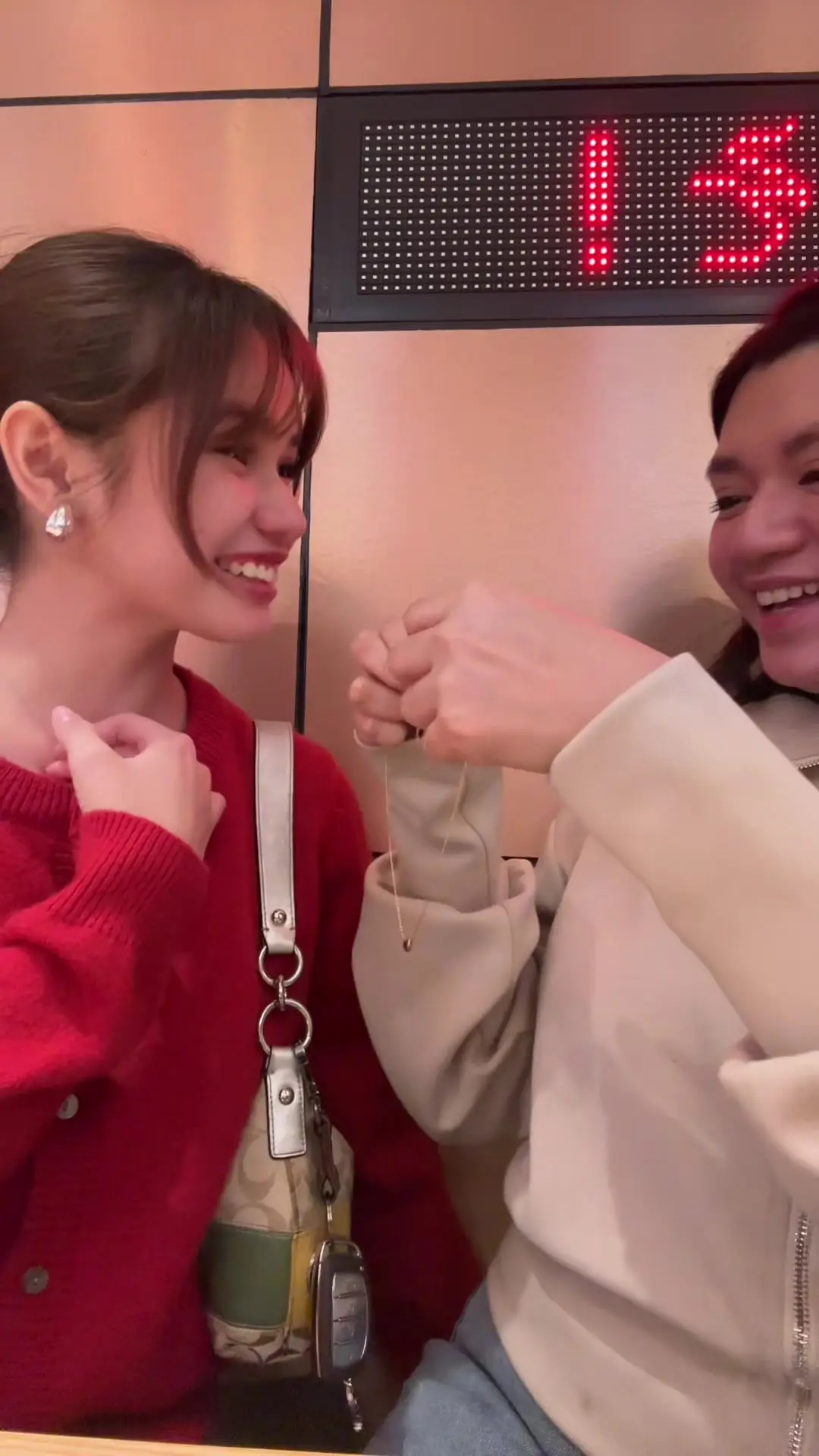 Tiktok post preview 2 from @venicemendozaa