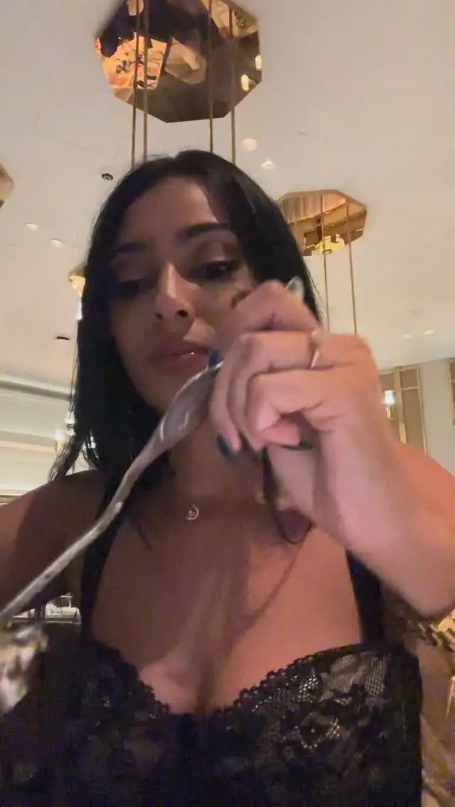 Instagram post preview 3 from charlenerodriguezzz