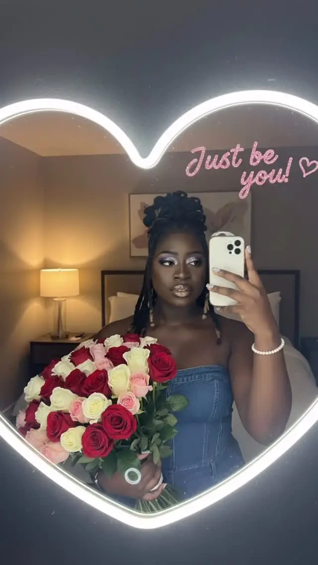 Instagram post preview 1 from melanin_sweetcookie_locs
