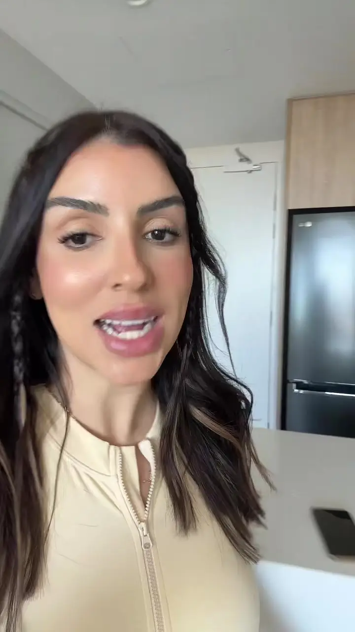 Tiktok post preview 3 from @carolinaschimidt0