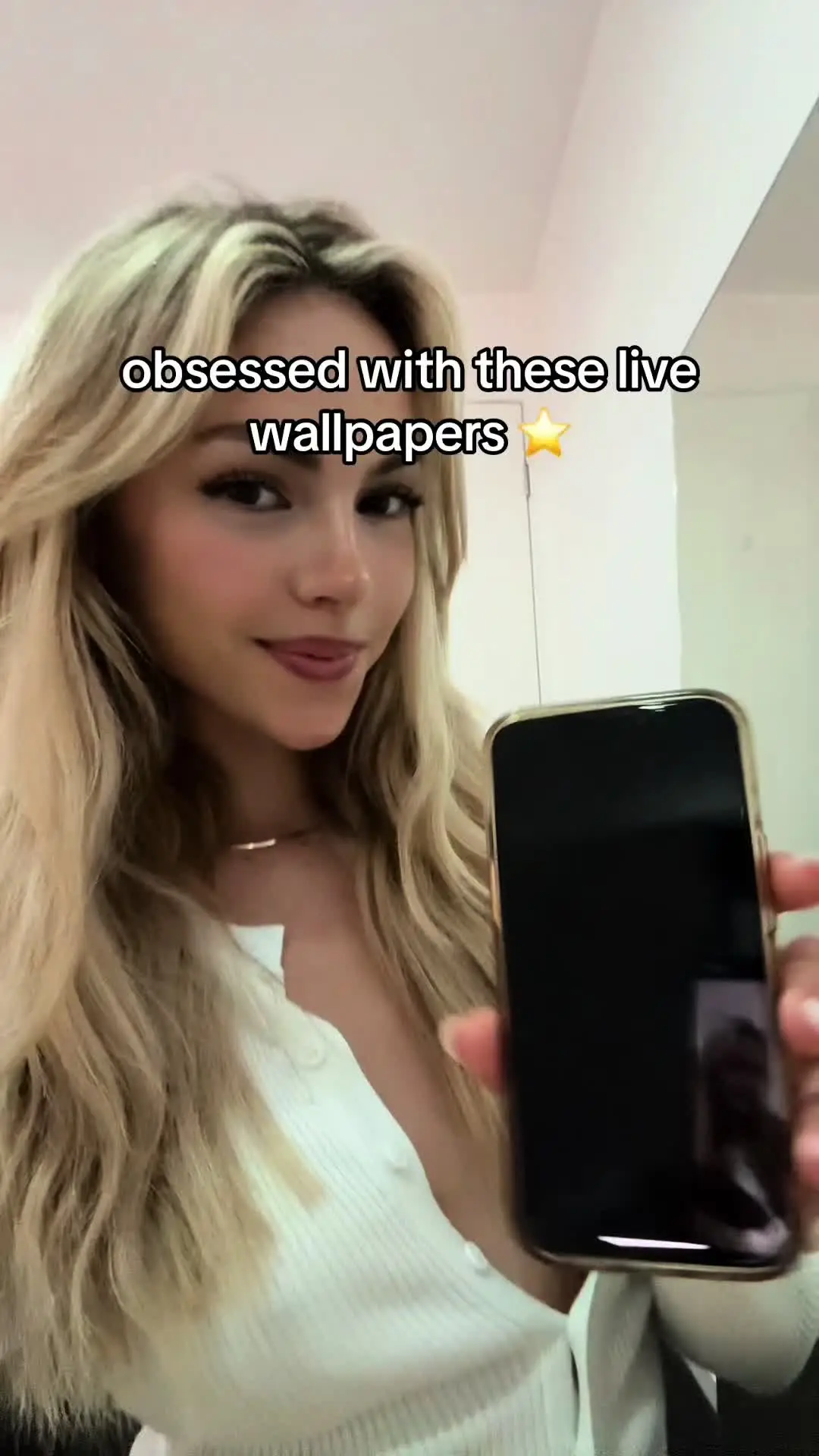Tiktok post preview 3 from @annaliseewest