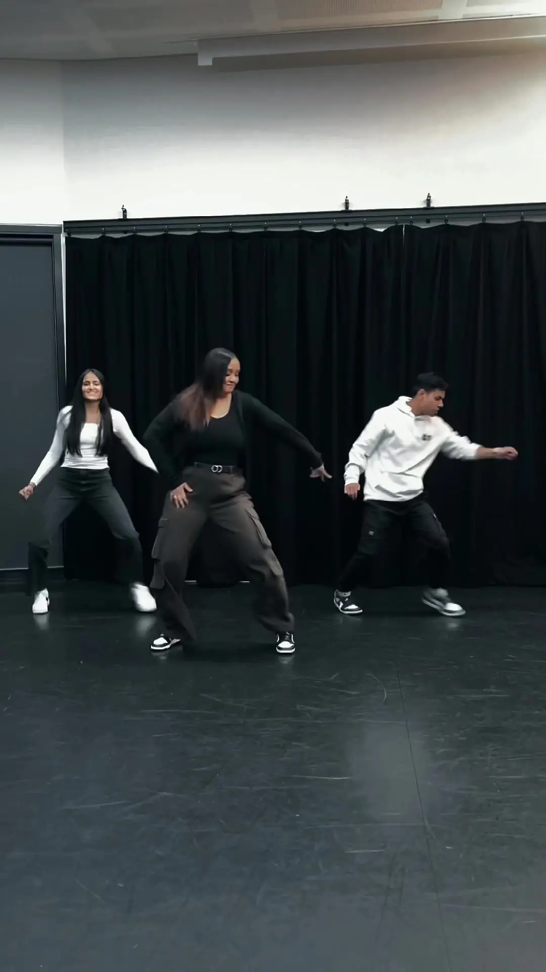 Tiktok post preview 2 from @itsalpanachauhan