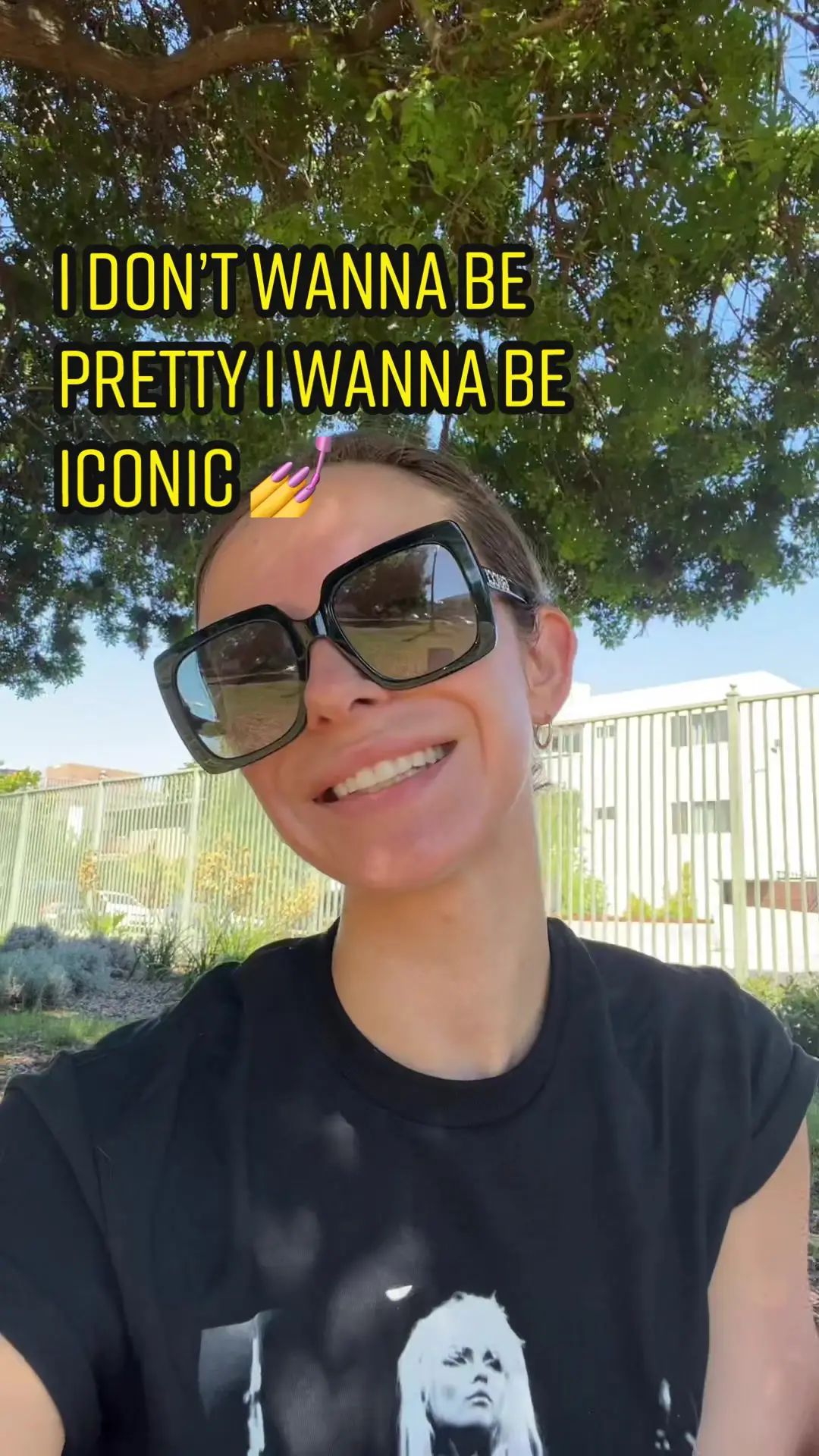Tiktok post preview 2 from @kenzlawren