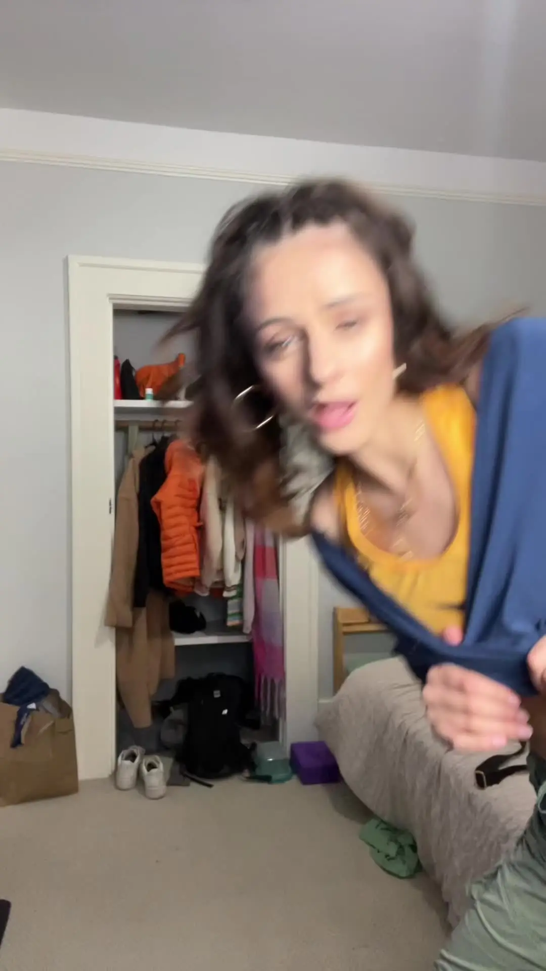 Tiktok post preview 2 from @livrian_