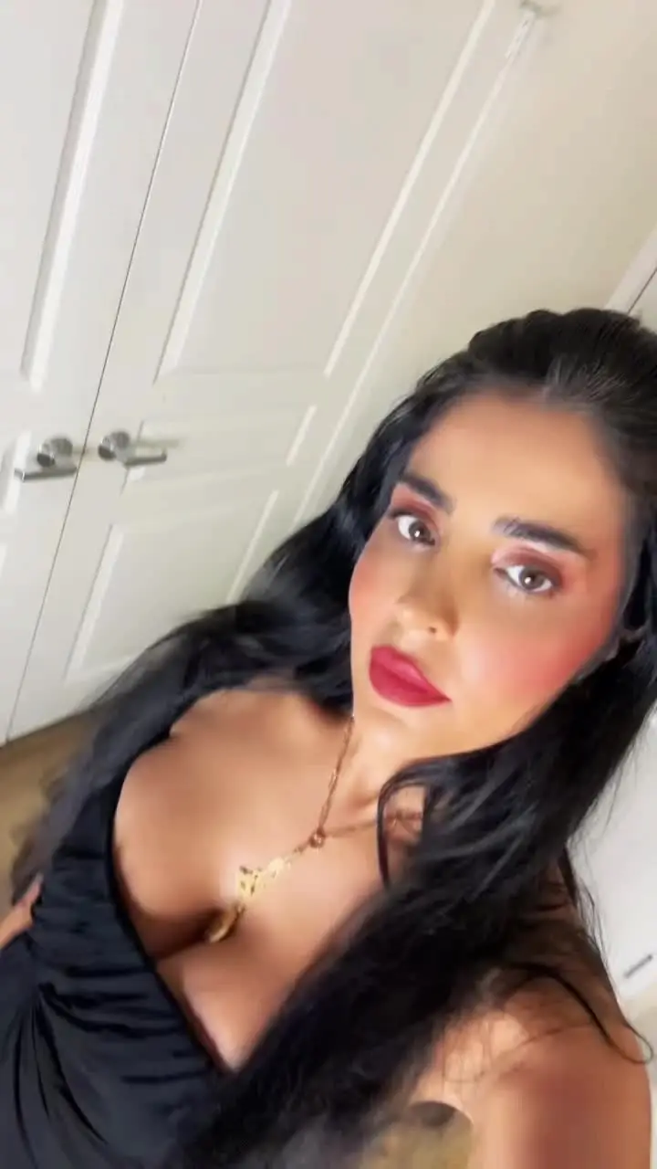 Tiktok post preview 3 from @sharmin_fashion