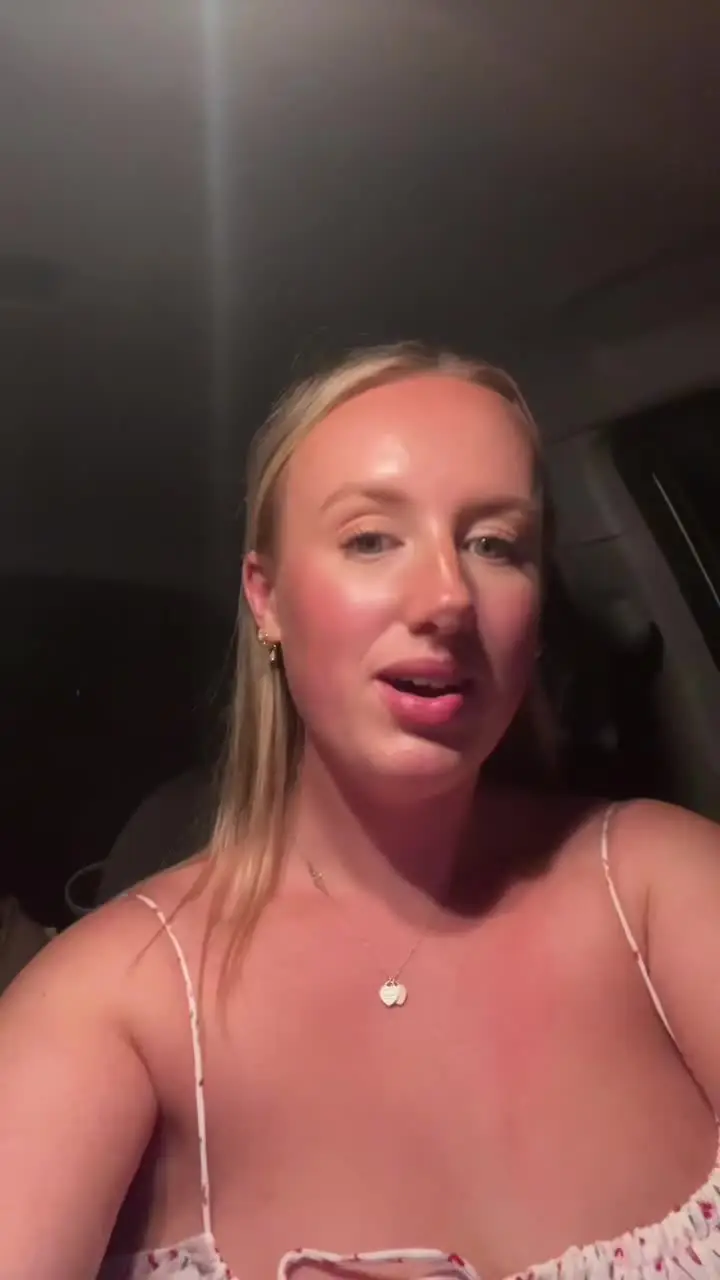 Tiktok post preview 2 from @elloise_fit