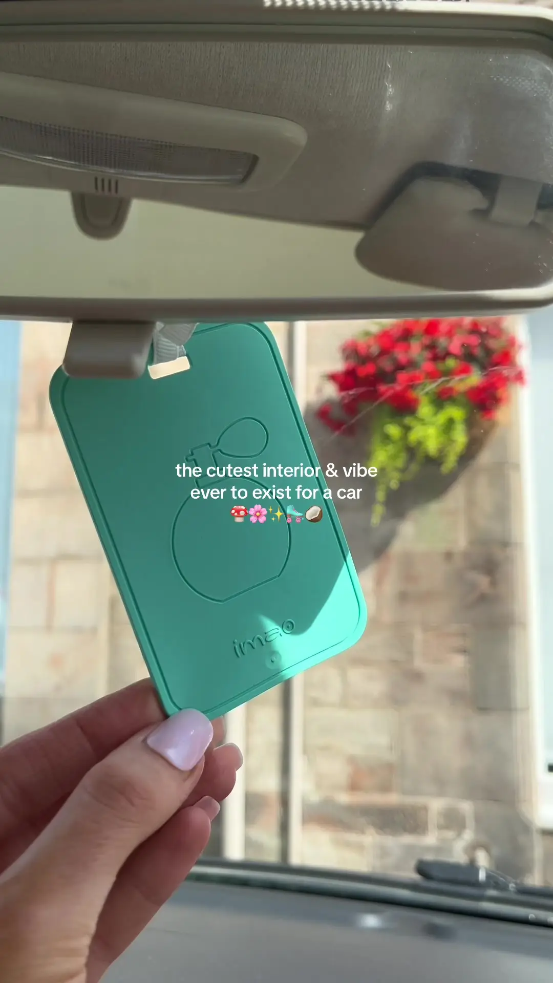 Tiktok post preview 3 from @chloeehutchonn