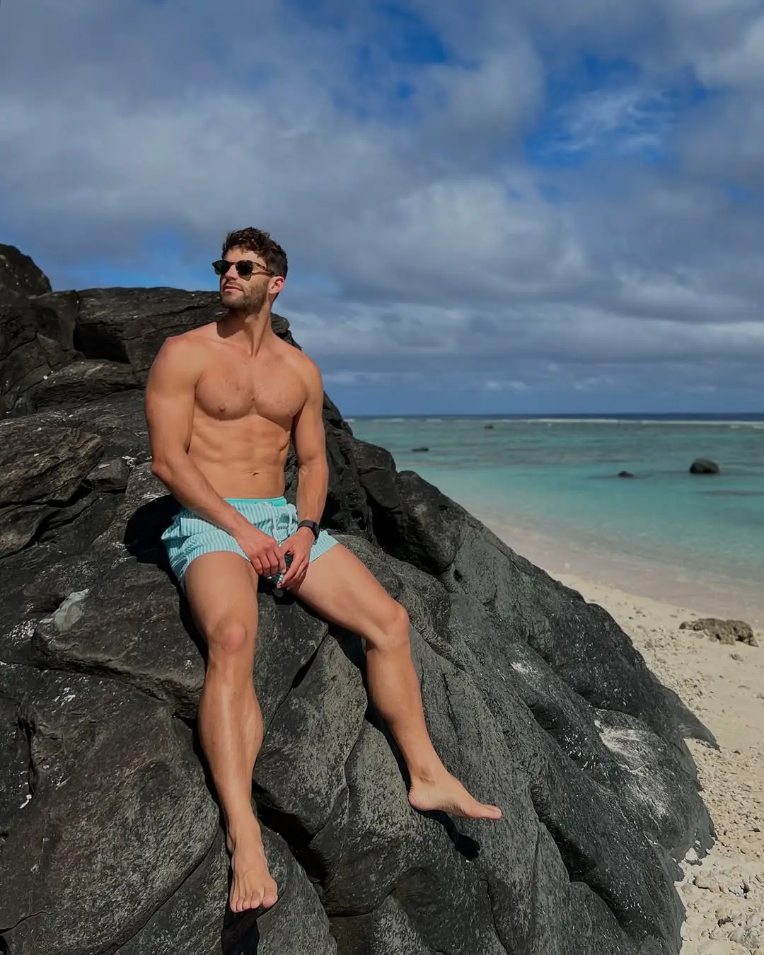 Instagram post preview 3 from aaronwingreen