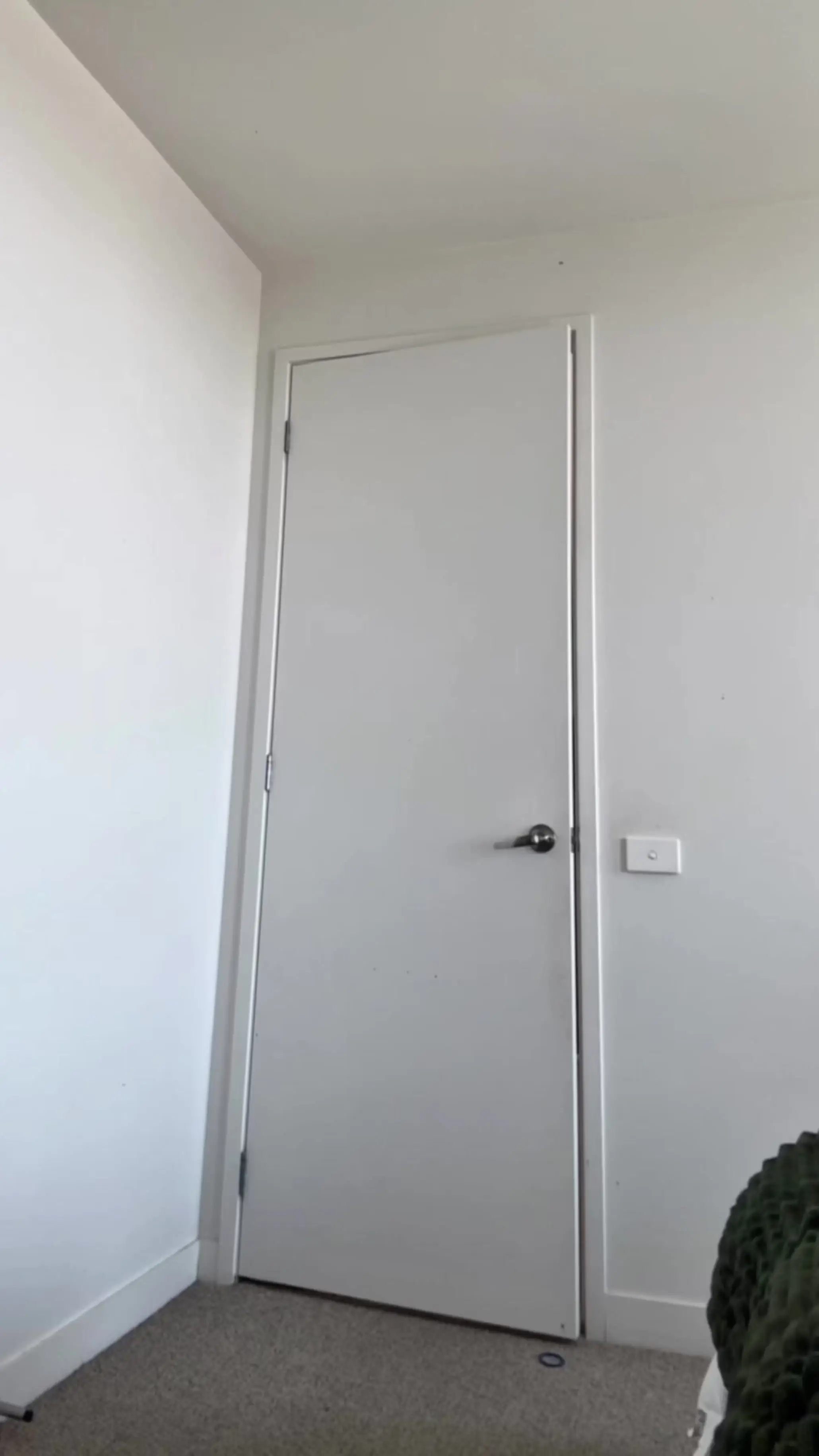 Tiktok post preview 2 from @kerllypantac