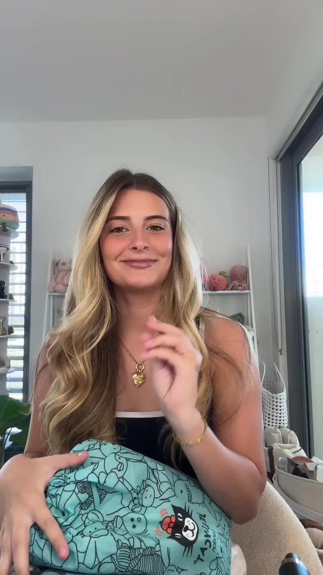 Tiktok post preview 3 from @laura__shannon