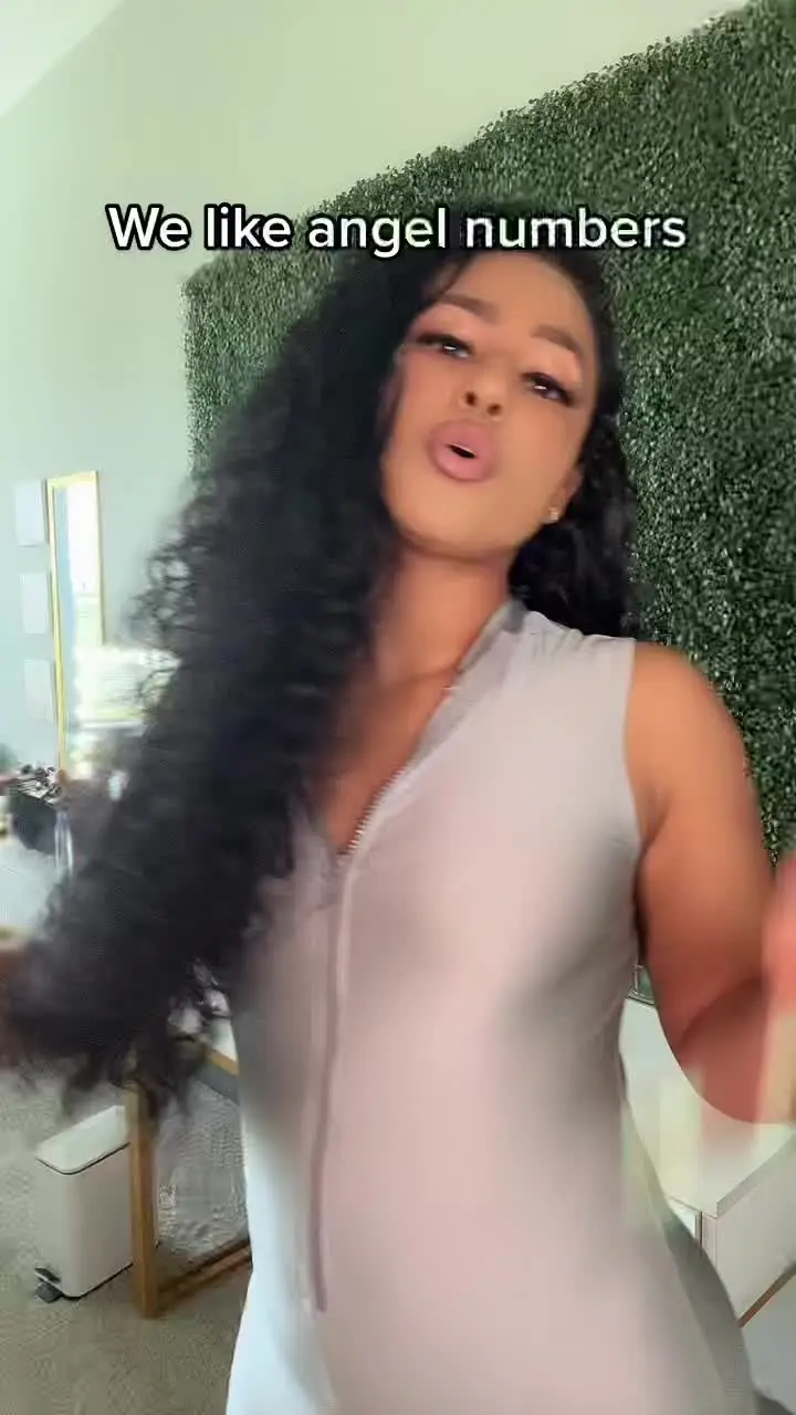 Tiktok post preview 3 from @therealbrieboston