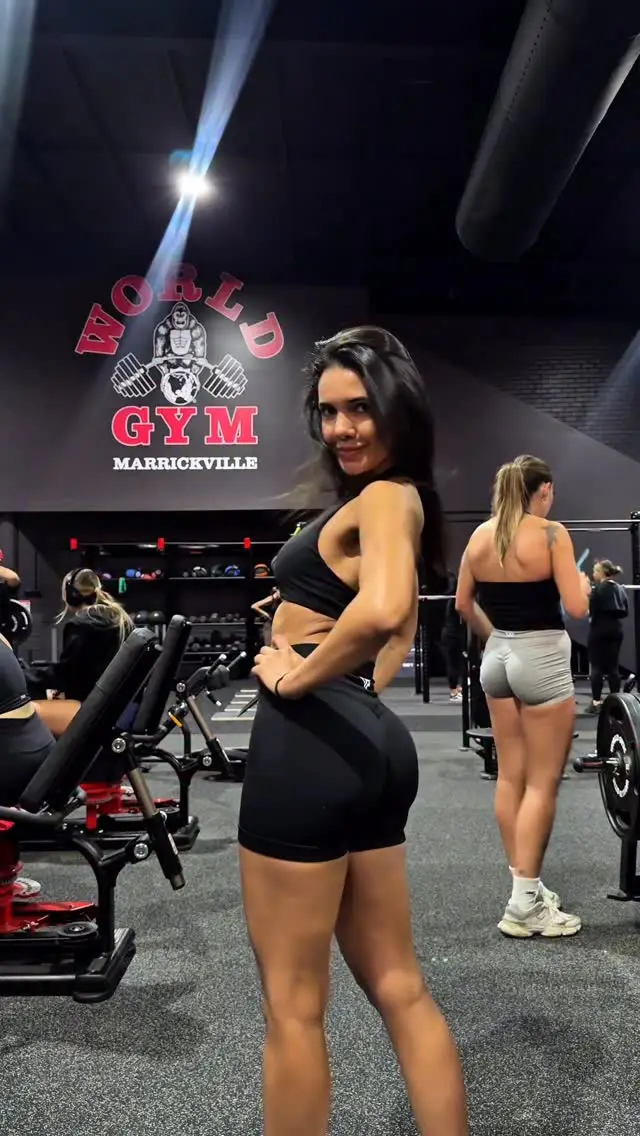 Instagram post preview 3 from itsmarianalivo