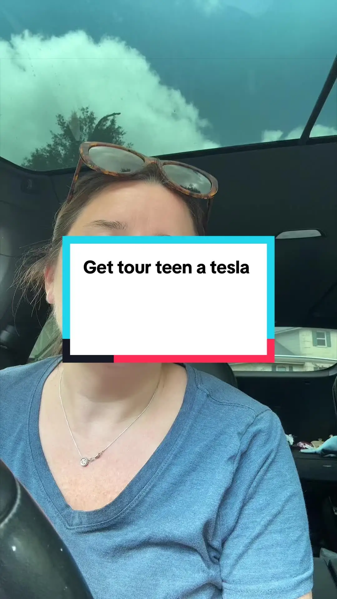 Tiktok post preview 2 from @jeanne.ugc.conten