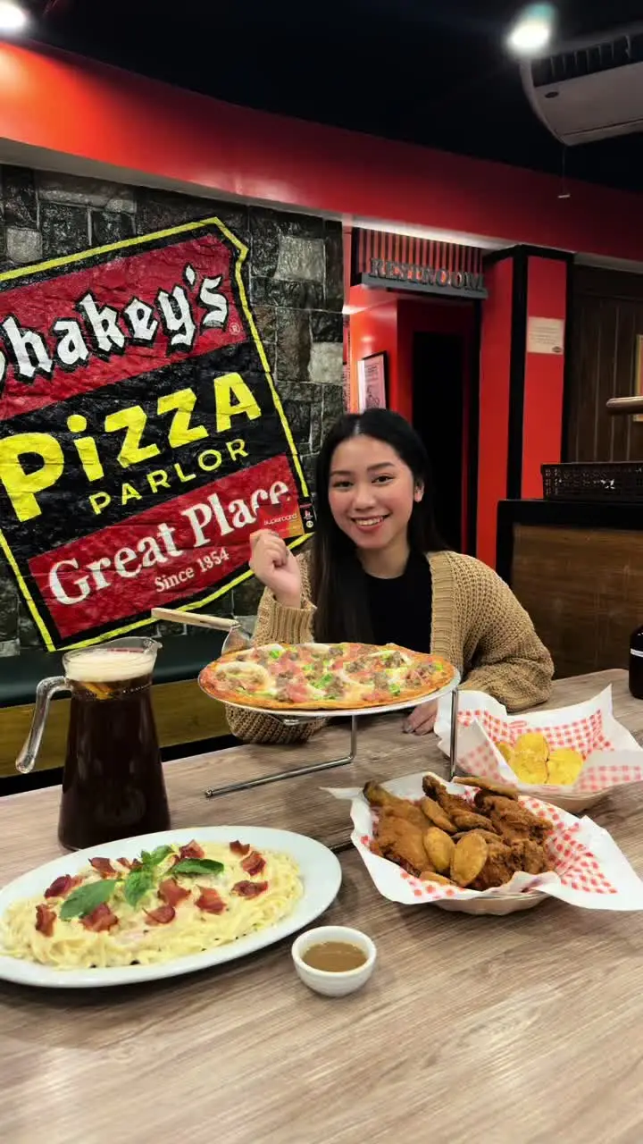 Tiktok post preview 2 from @mickeygarchyy