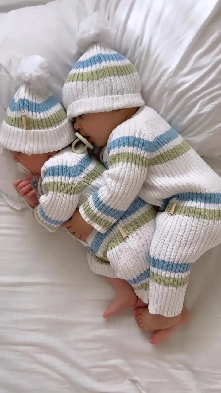 Tiktok post preview 2 from @chasing.a.trio