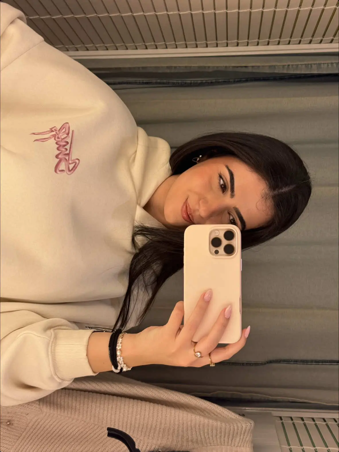 Tiktok post preview 2 from @beaatriz_ferreira