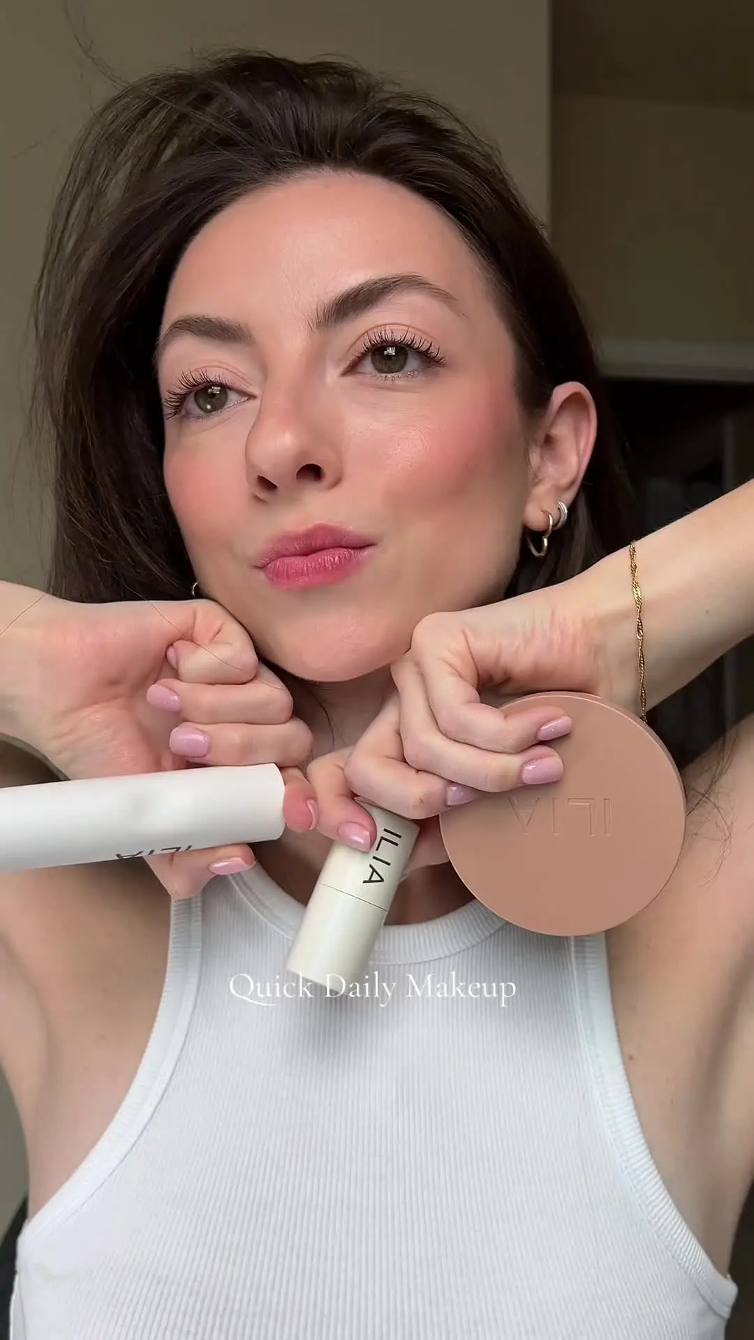 Tiktok post preview 2 from @lumos.glam