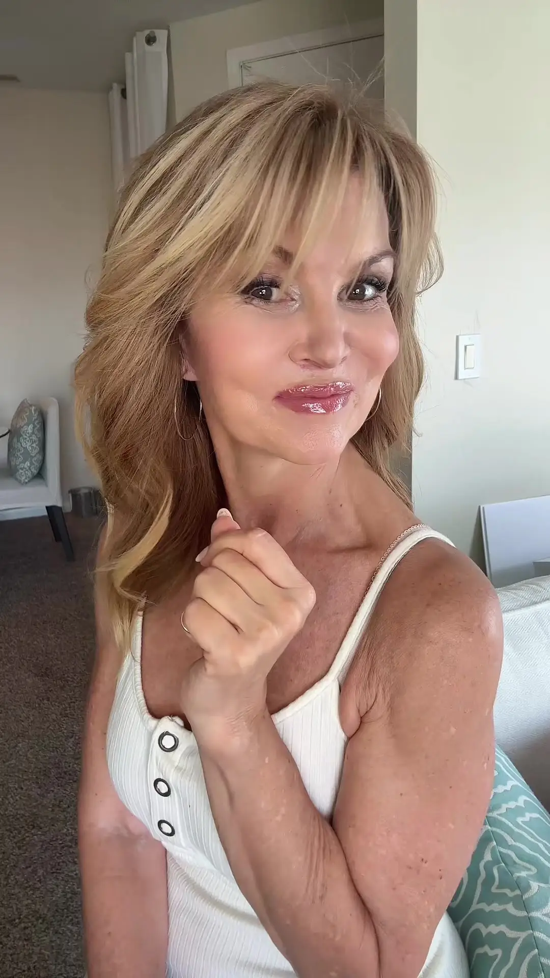 Tiktok post preview 2 from @hunterphoenix.tv