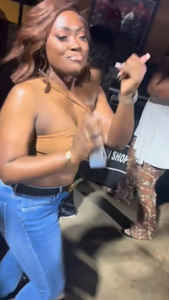 Instagram post preview 3 from lolo_tuttyy