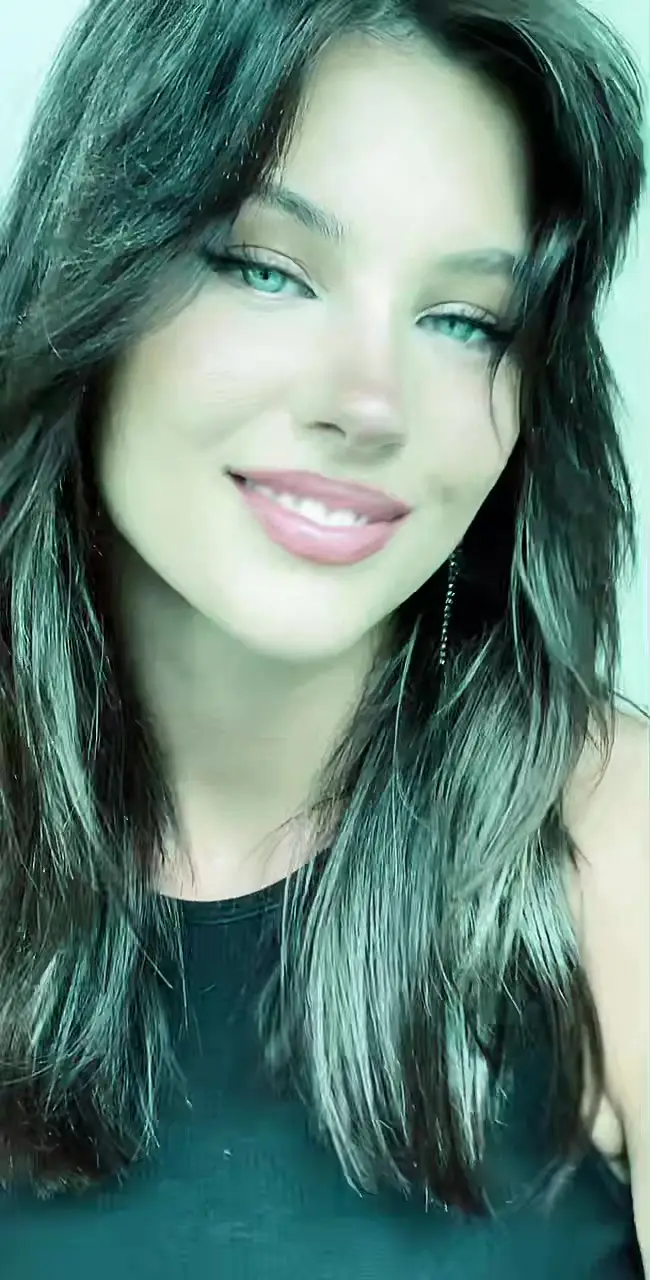 Tiktok post preview 3 from @skyebaaby