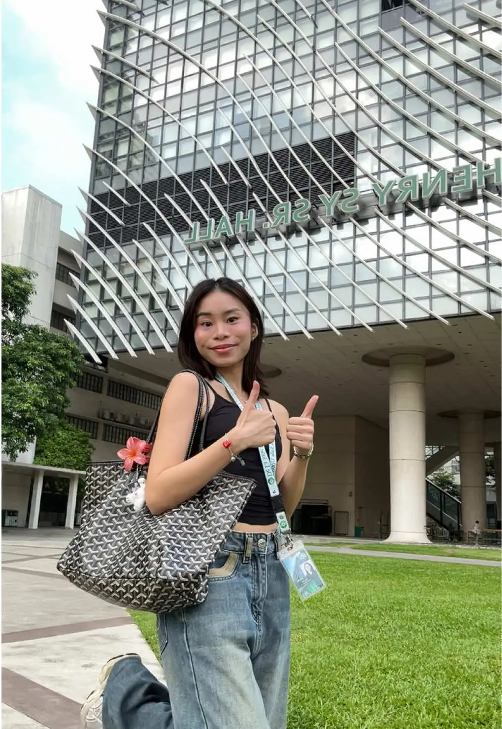 Tiktok post preview 2 from @carinatherese_