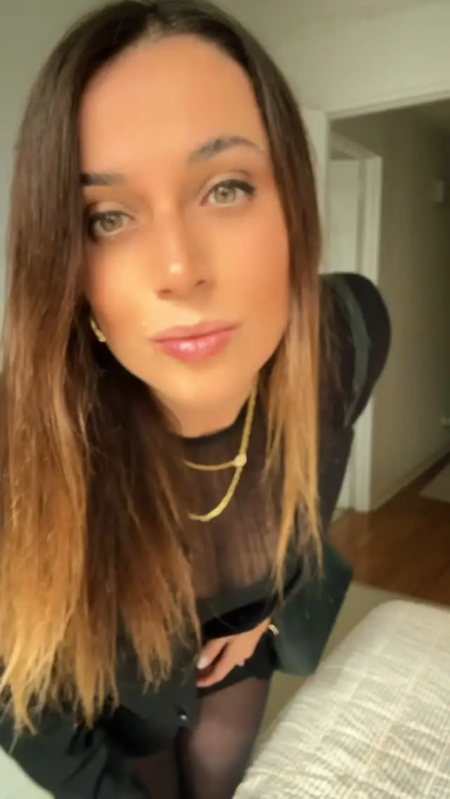 Instagram post preview 2 from vanygross