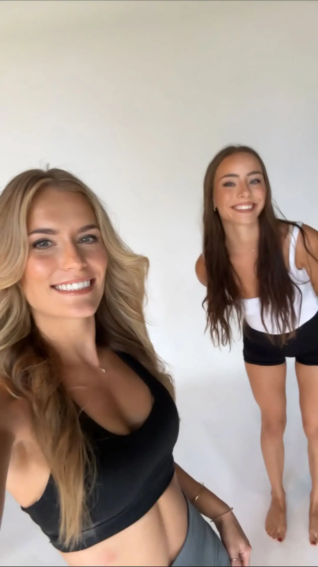 Instagram post preview 2 from biancaeliza24