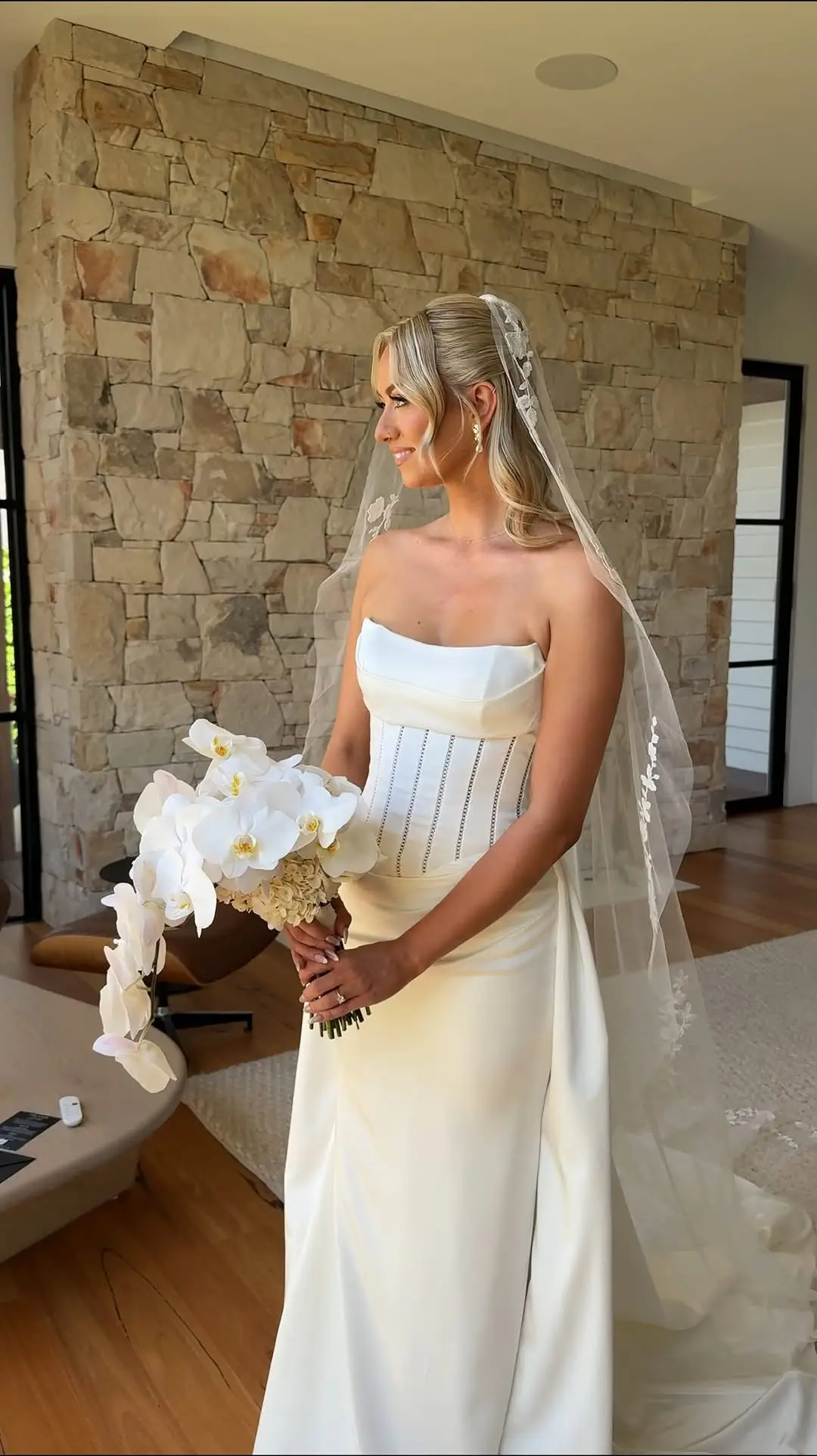 Instagram post preview 3 from montannayates.artistry