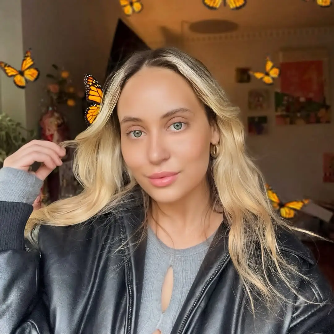 Instagram post preview 2 from hanaoliviastone