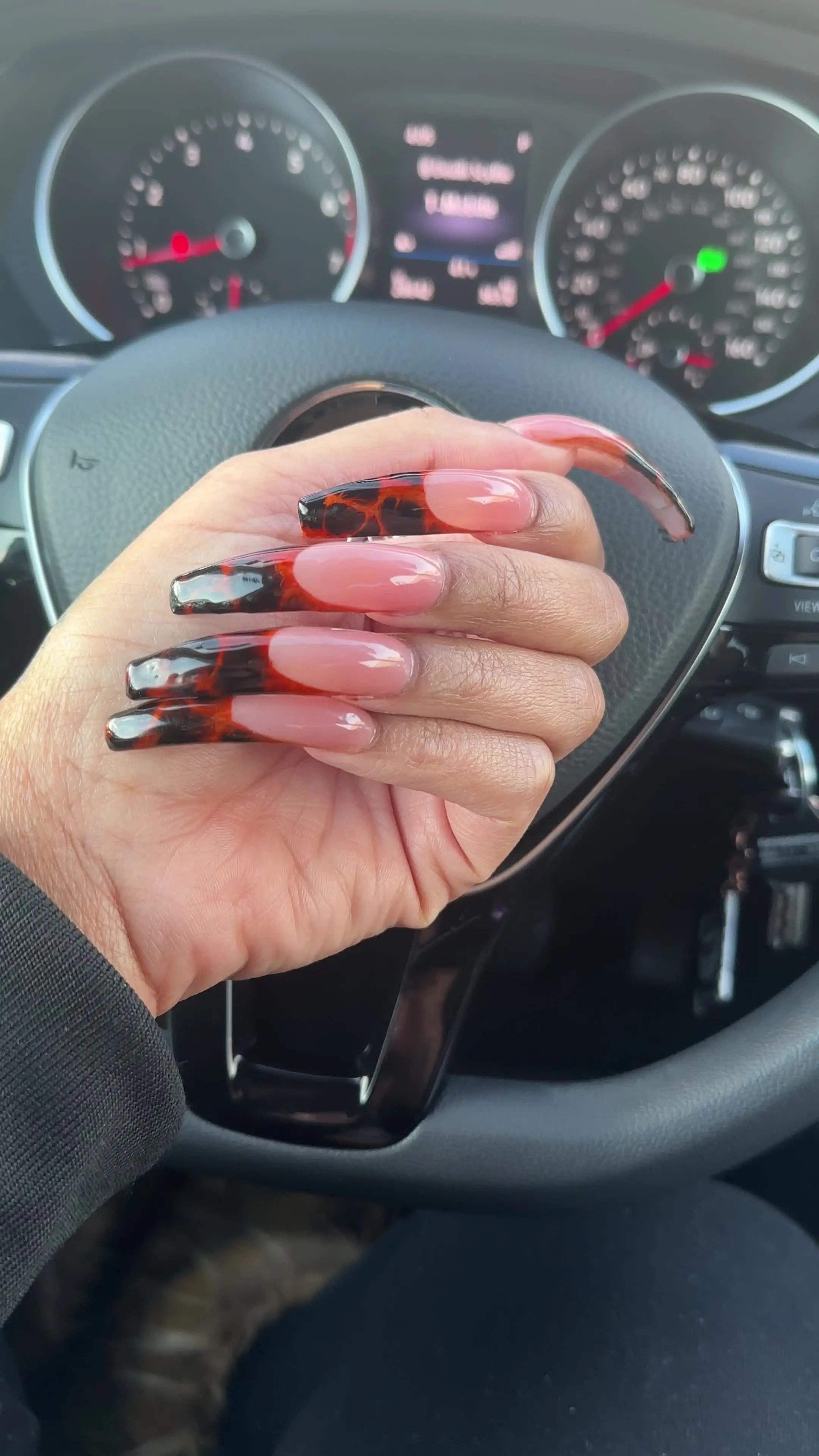 Tiktok post preview 3 from @iamnicoledenise