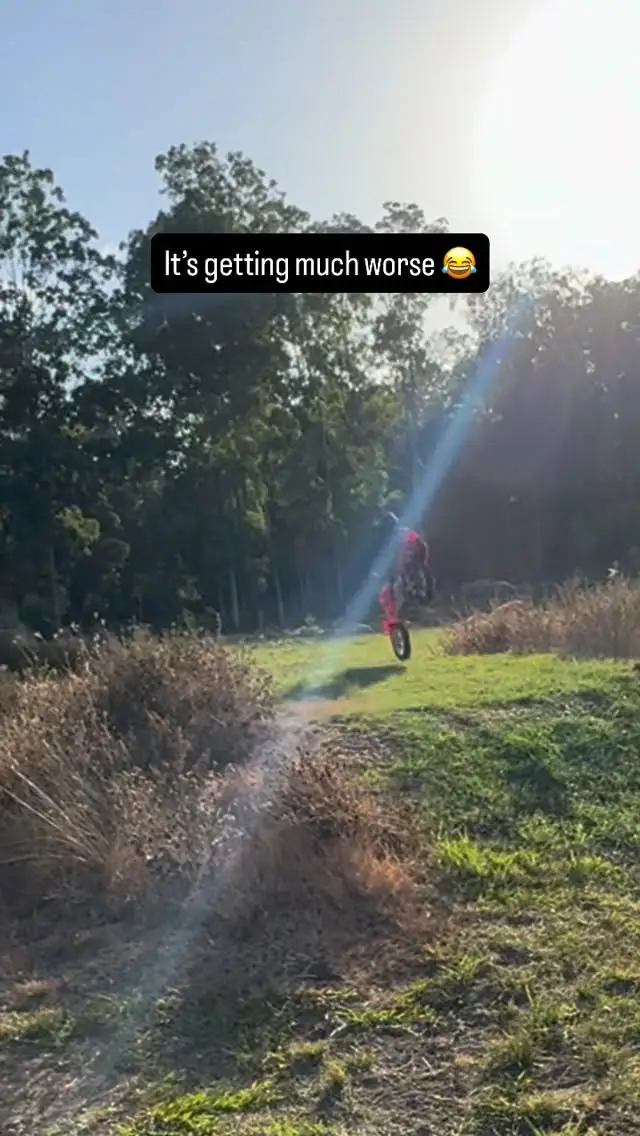Instagram post preview 3 from _jadeewhite_