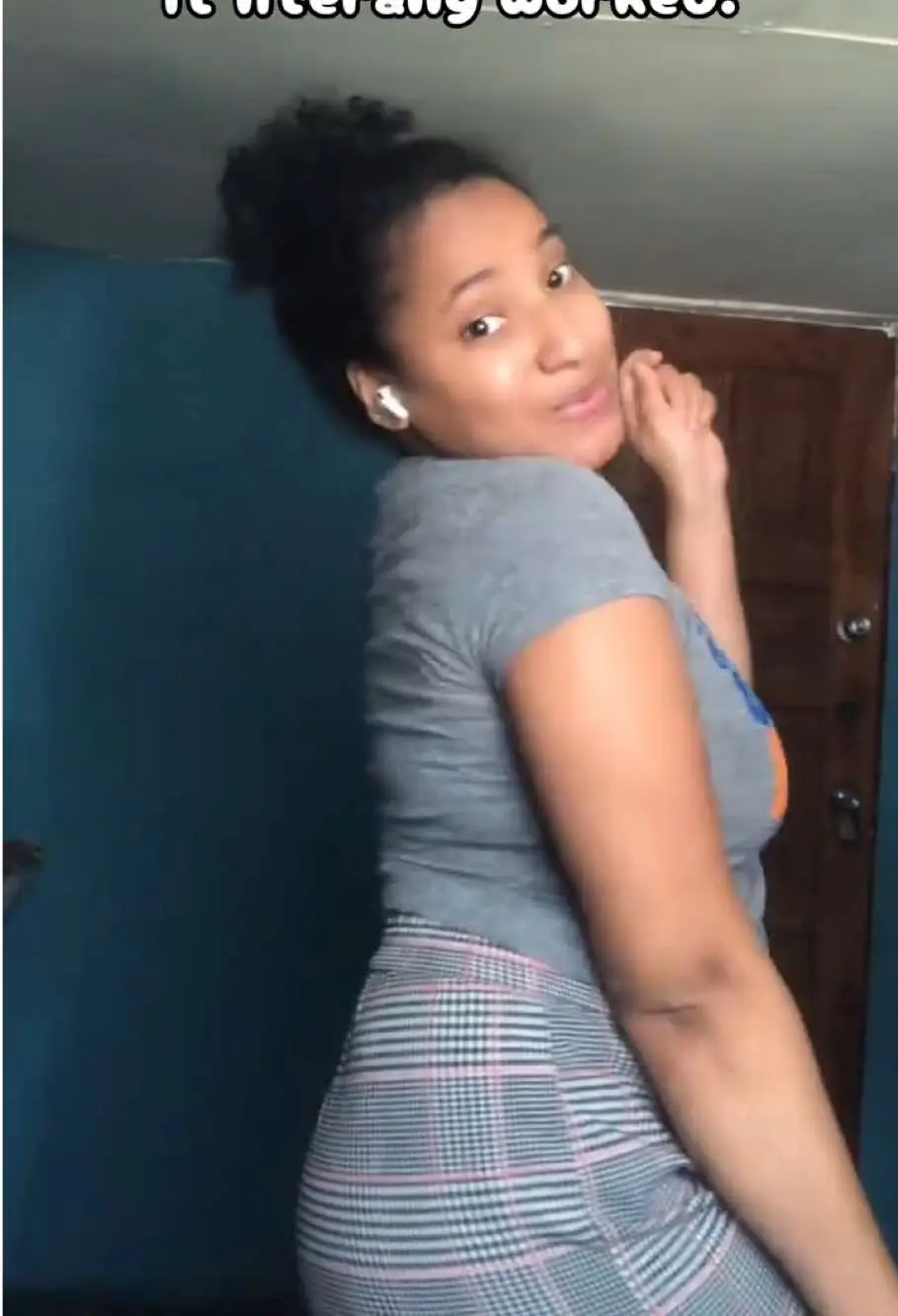 Tiktok post preview 2 from @nely_contentcreator