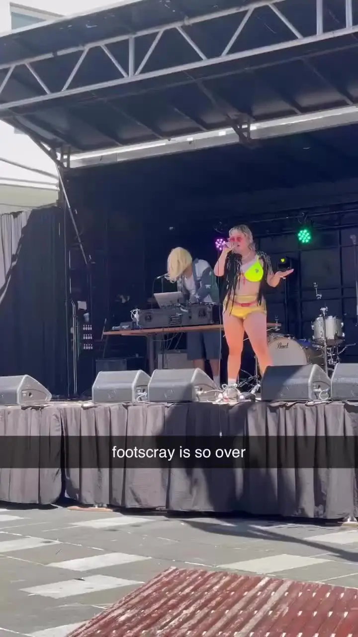 Tiktok post preview 2 from @vigilantonie