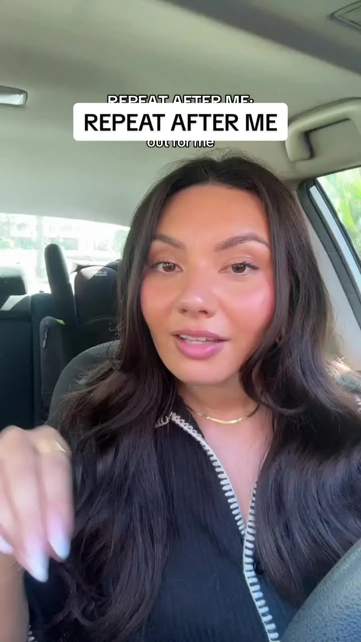 Tiktok post preview 3 from @roxannecambridge