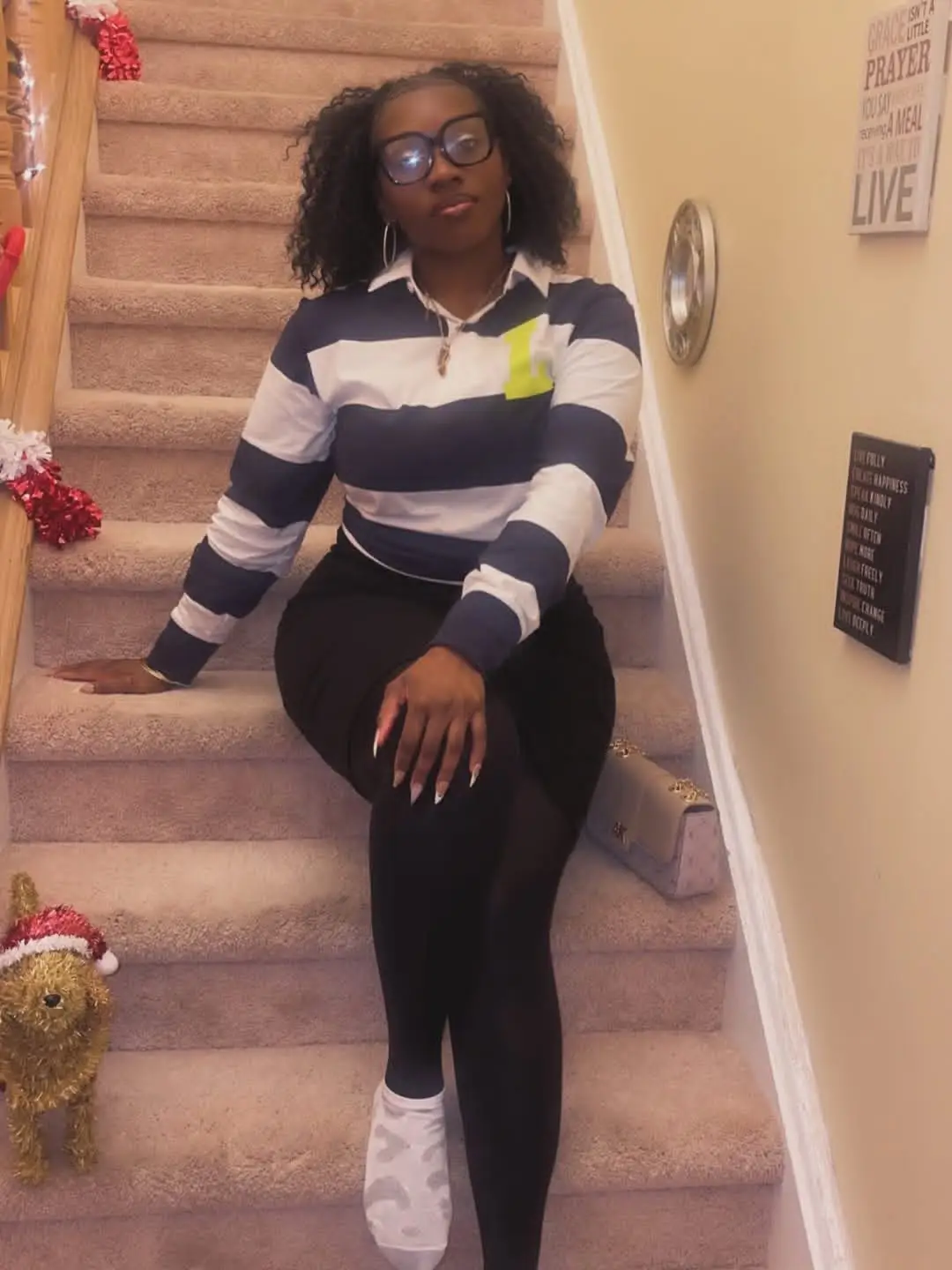 Instagram post preview 2 from zoey_tobeauty