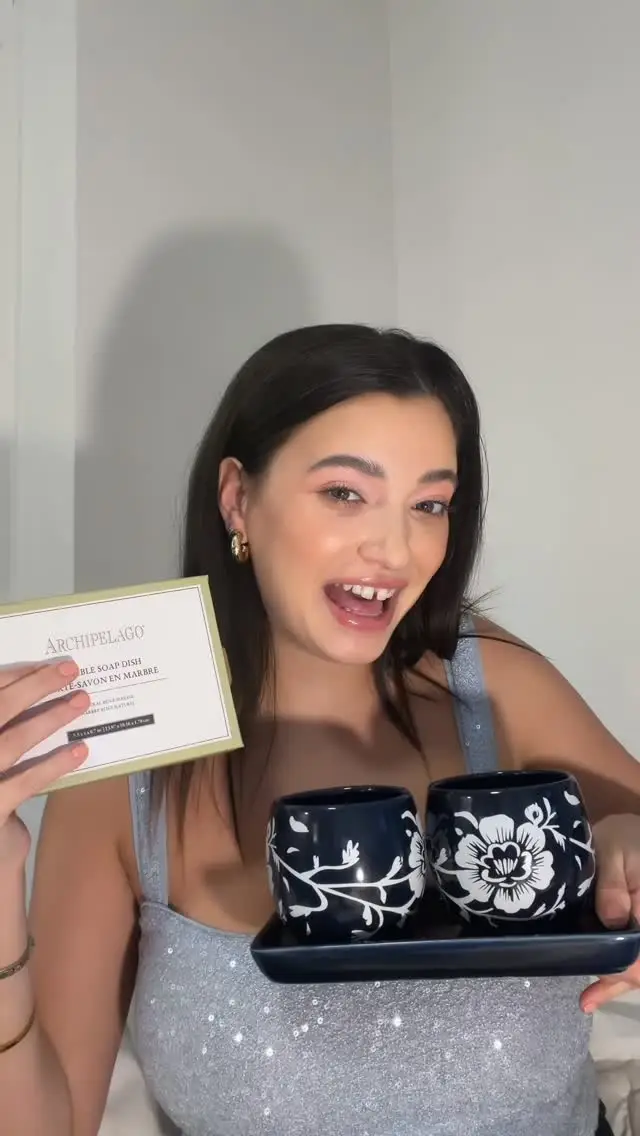 Instagram post preview 3 from azlinnicolette