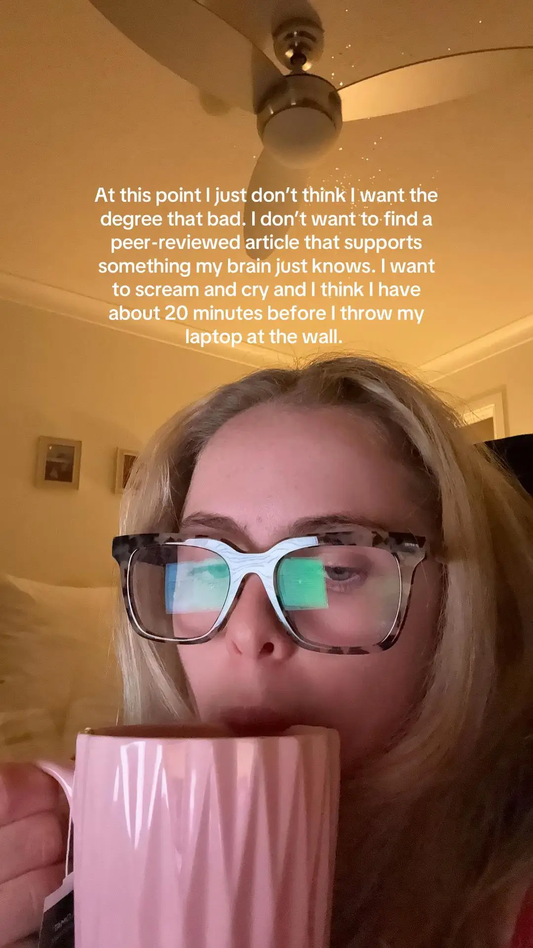 Tiktok post preview 1 from @laurabreanna_
